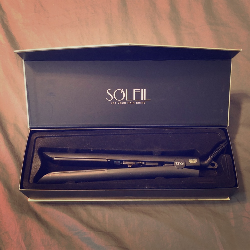 SOLEIL Flat Iron